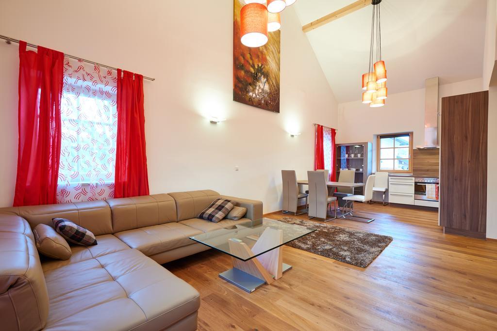 Neulendtnerhof Daire Mettmach Oda fotoğraf